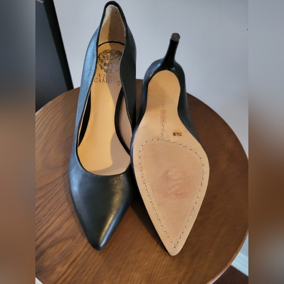 Vince Camuto Black Heels - JAYNITA - Picture 3 of 3